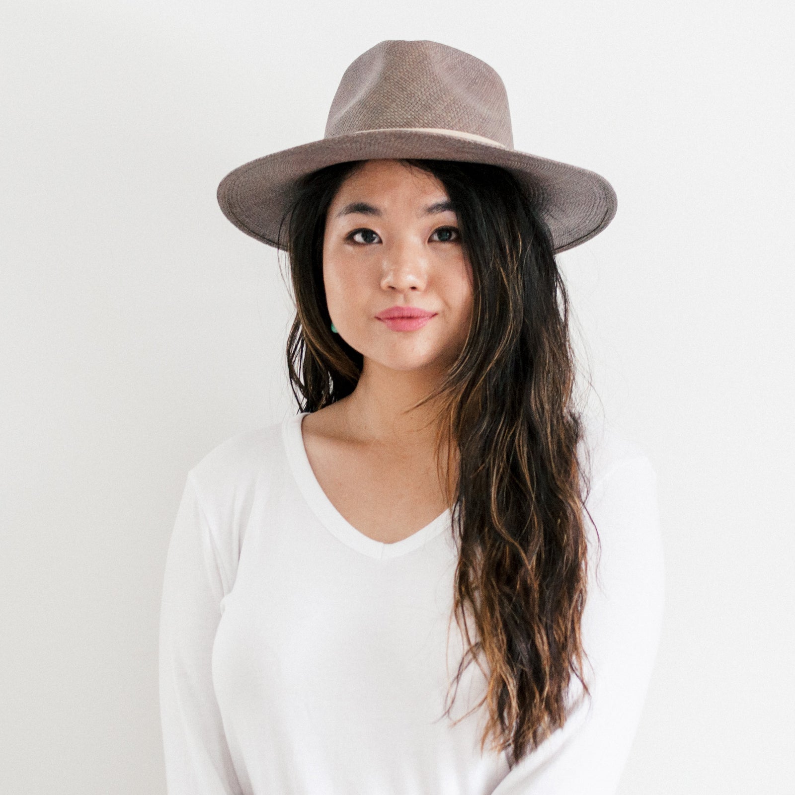 Avocado Straw Hat - Grey
