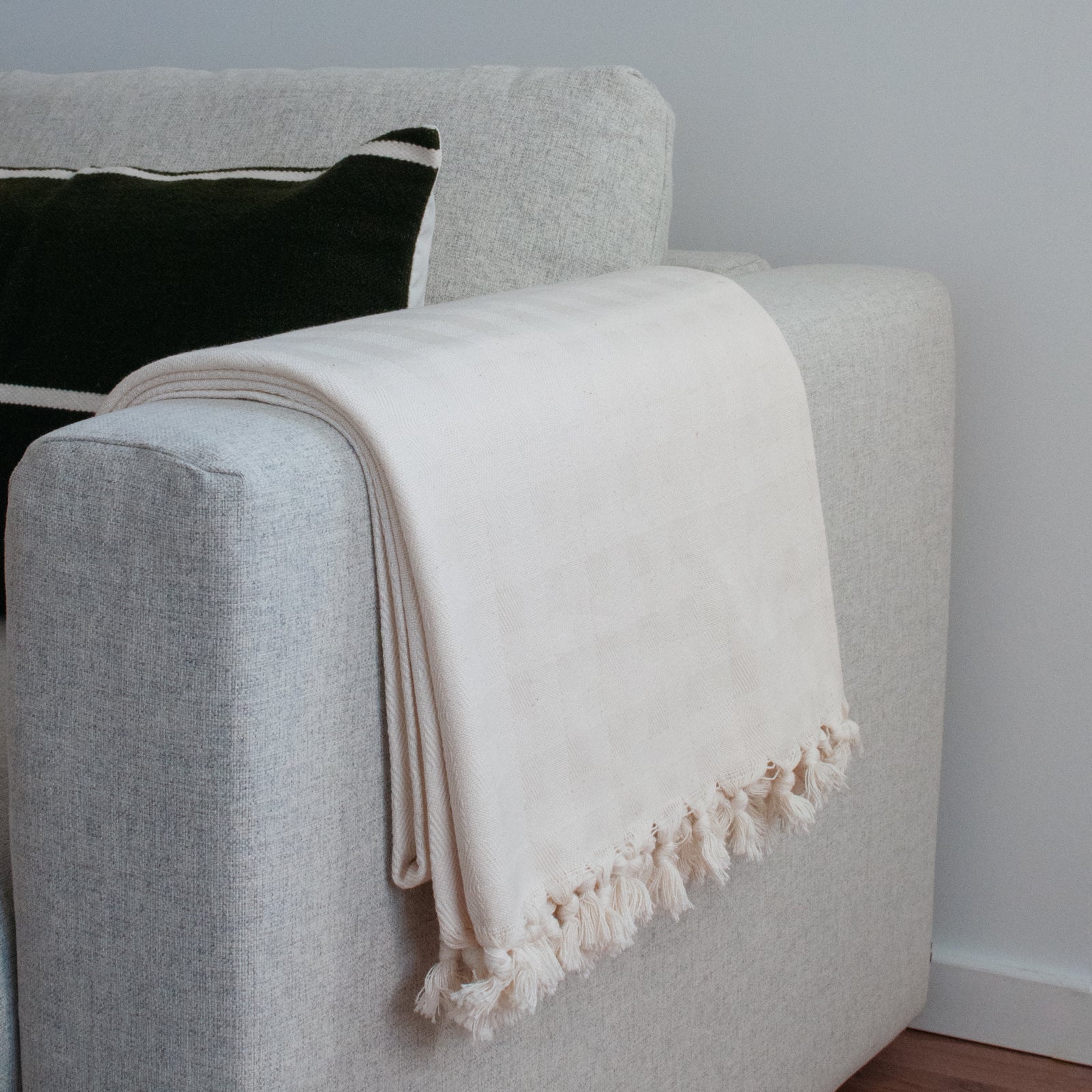 Peshtemal Style Coverlet - Ivory
